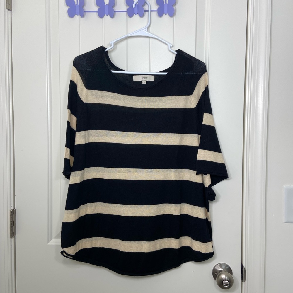 NWOT LOFT women’s‎ black tan thin soft knit striped loose relaxed sweater medium